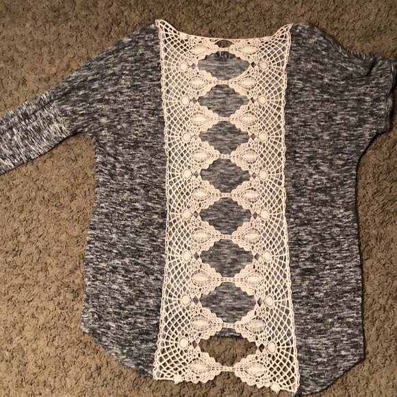 VINTAGE HAVANA LACE OPEN BACK SWEATER ! - Picture 3 of 4